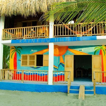 Rainbow Hostel San Bernardo del Viento Bagian luar foto