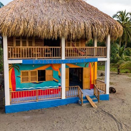 Rainbow Hostel San Bernardo del Viento Bagian luar foto